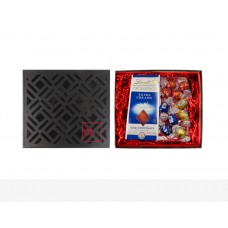 Golden Box of Lindt Sweets LT100